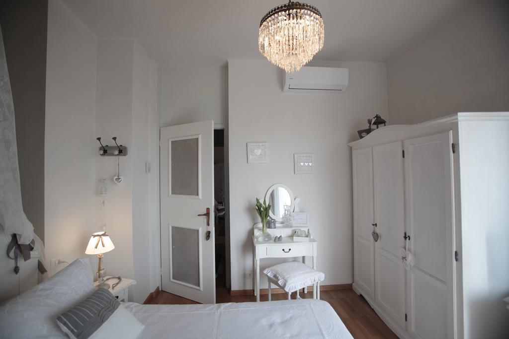 B&B La Casa Di Pamela Casciago Buitenkant foto
