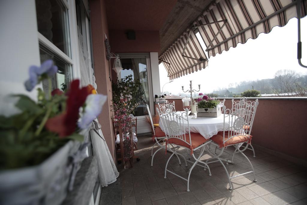 B&B La Casa Di Pamela Casciago Buitenkant foto