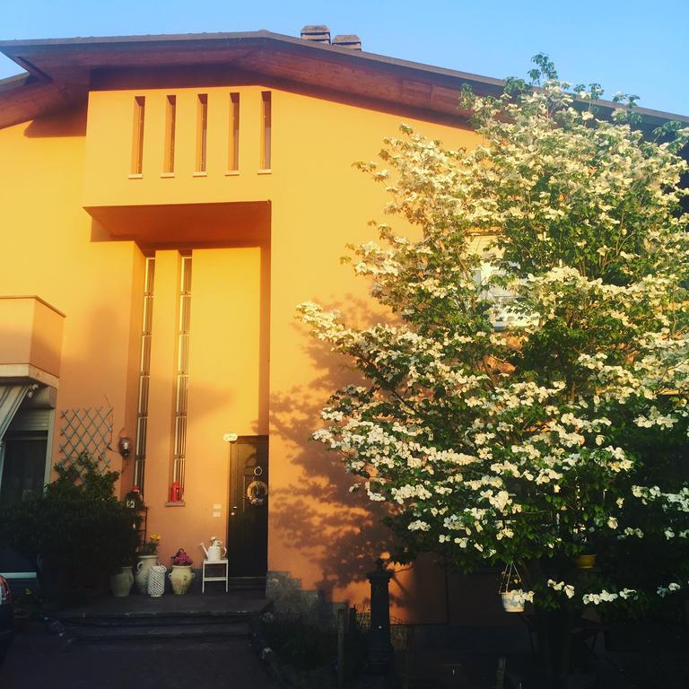 B&B La Casa Di Pamela Casciago Buitenkant foto