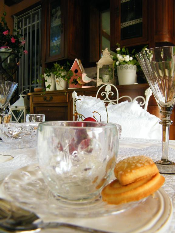B&B La Casa Di Pamela Casciago Buitenkant foto